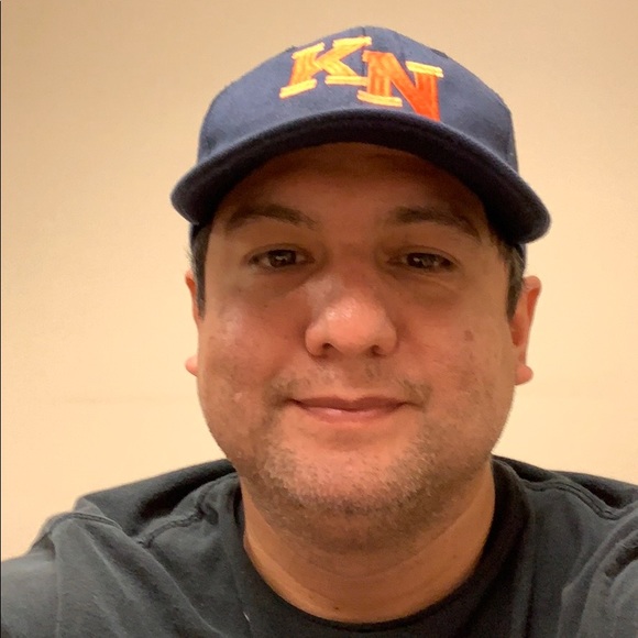 Meet your Posher, Luis v - Picture 1 of 1